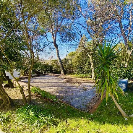 Holiday home Les Du Mas Des Cigales