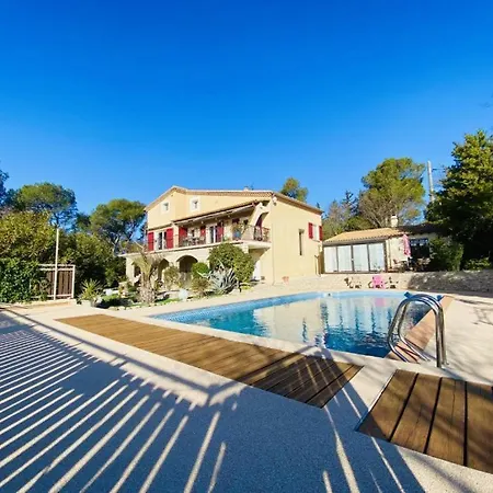 Les Du Mas Des Cigales Holiday home Nimes