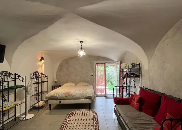 Les Du Mas Des Cigales Nîmes