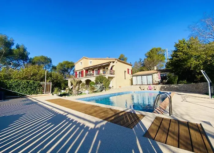 Les Du Mas Des Cigales Casa vacanze Nîmes