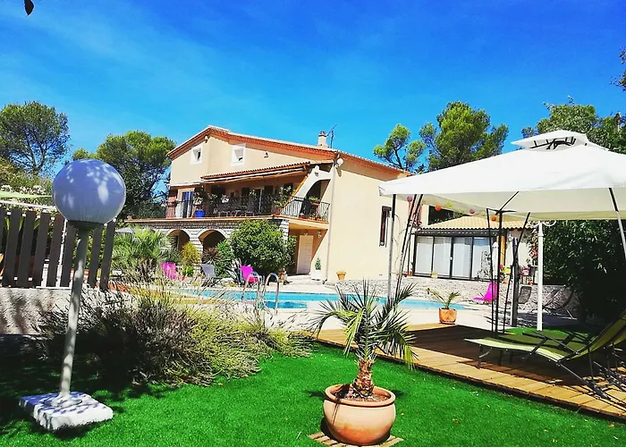 Les Du Mas Des Cigales Casa vacanze